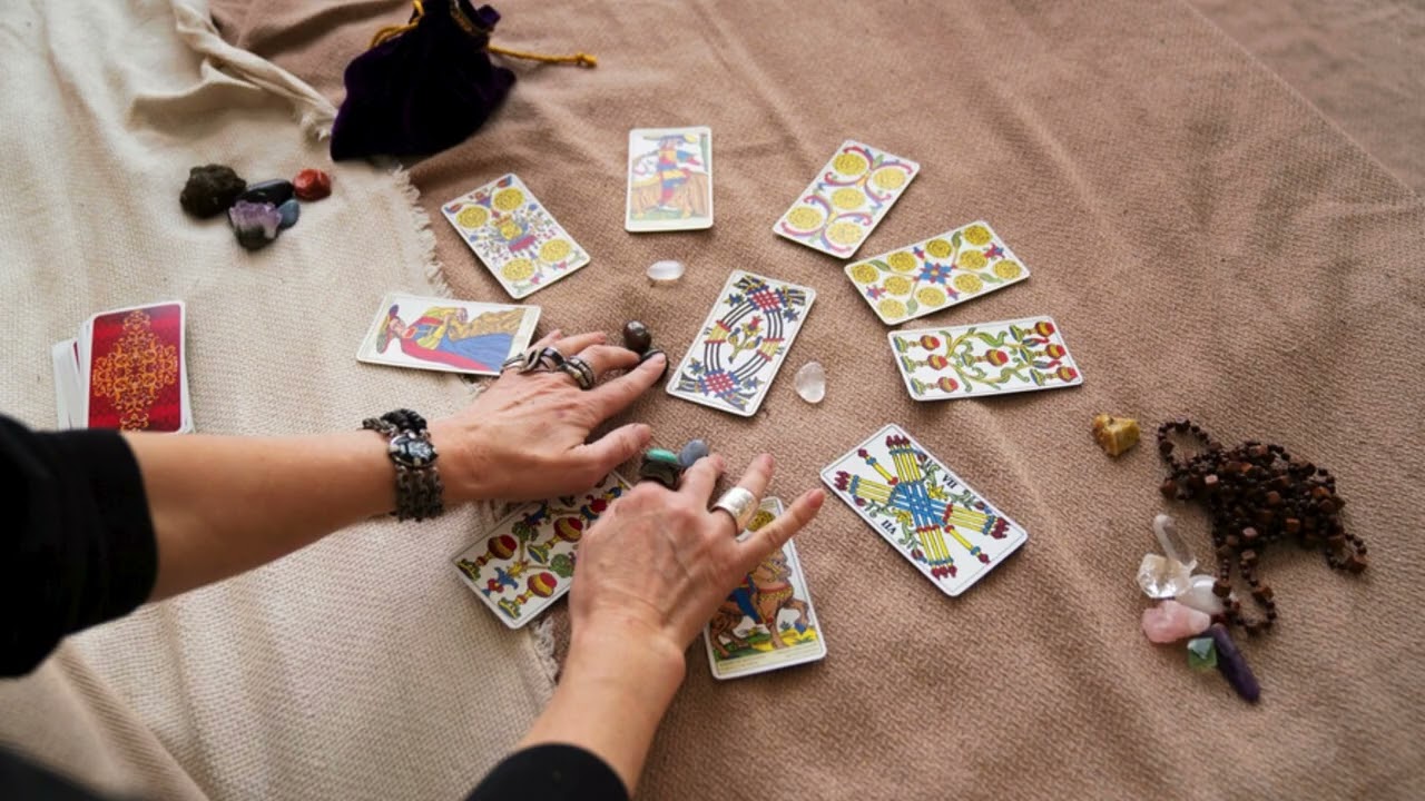 Comment fonctionne un tirage de Tarot ? 