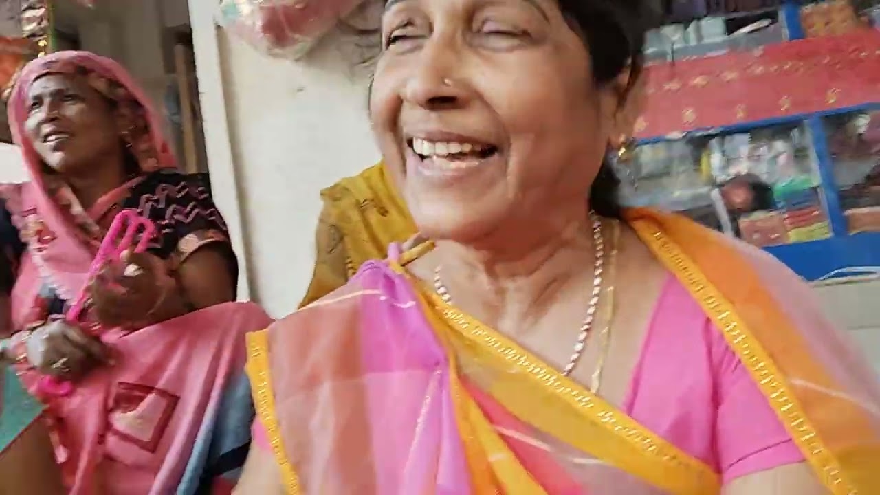 Aaj Biraj mein Holi re Rasiya