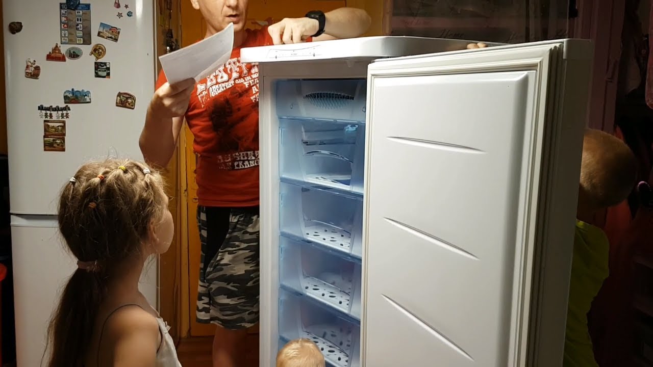 Купили морозильную камеру БИРЮСА. Ура. Ура. Ура