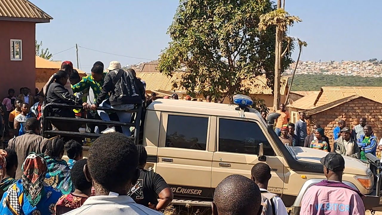 MCHUNGAJI AJINYONGA TUNDUMA