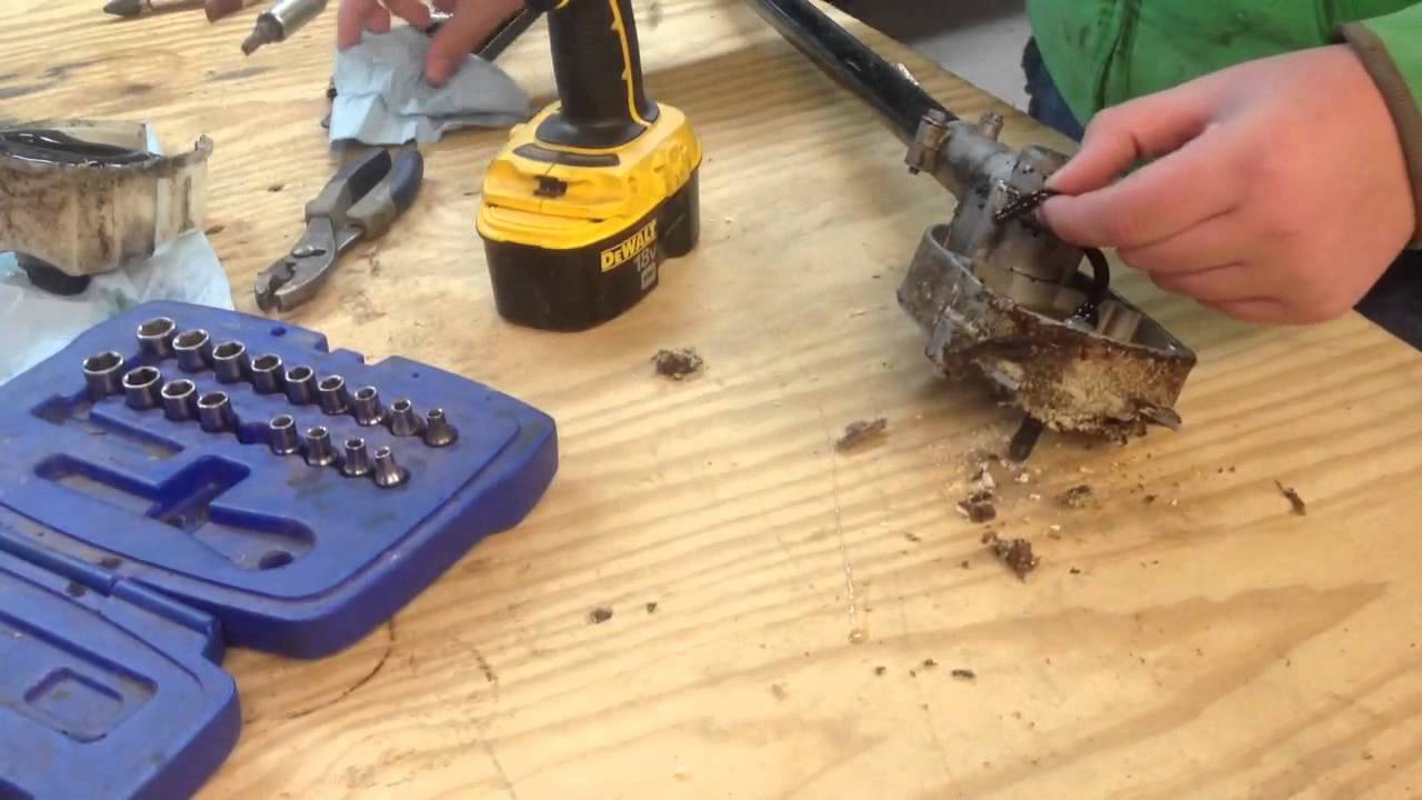 Fixing the ryobi pole saw oiling problem