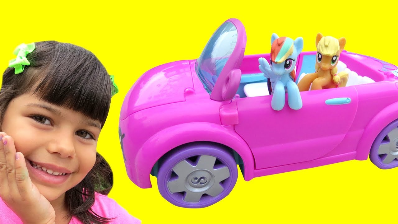 PONIES find surprises in park - trip with my little pony