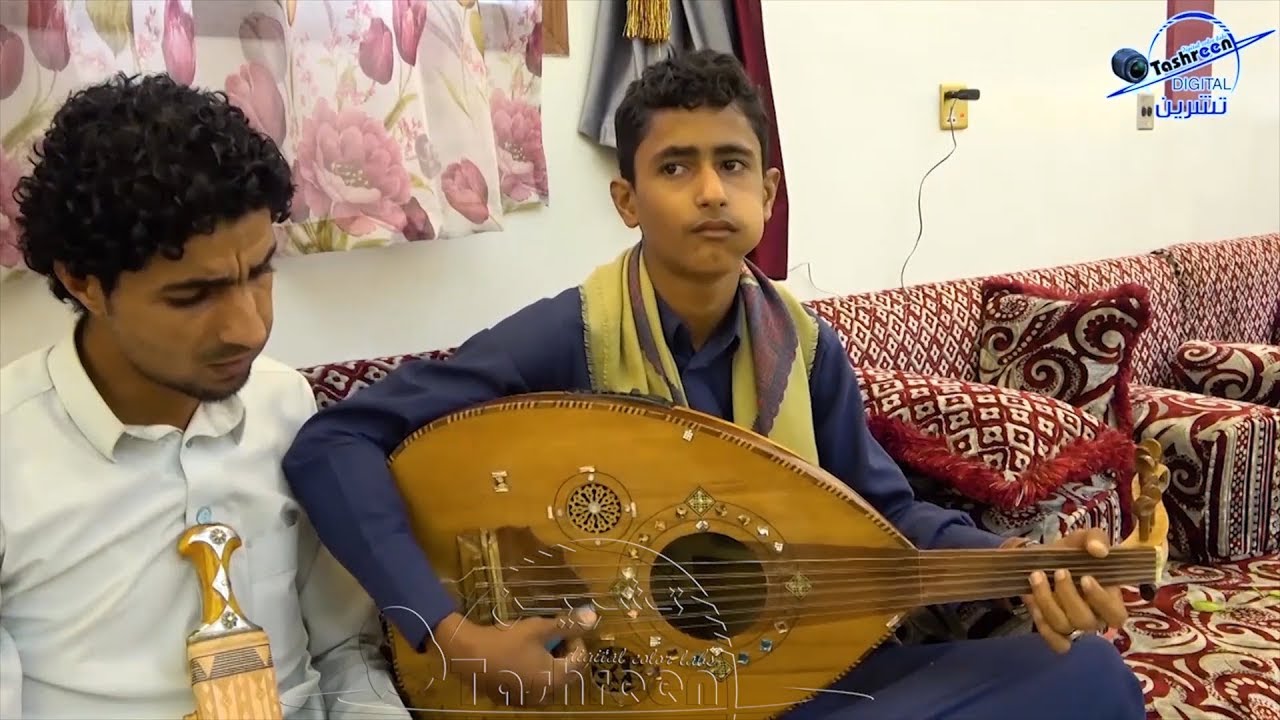 شاهد هذه| الموهبه محمد البحري والاداء الرائع والمتواضع |في عرس آل الكبير