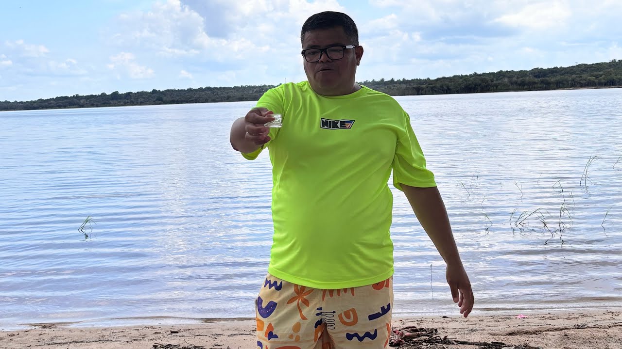 Uma tarde em família na praia do Arraia