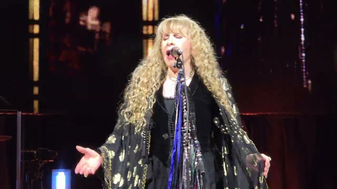 Stevie Nicks - Stand Back - Live @ T-Mobile Arena, Las Vegas NV 10/11/25