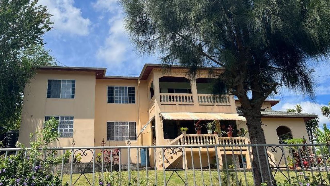 Fixer Upper 5 Bedroom 4 Bathroom House for sale in Sunset Heights, Knockpatrick, Manchester, Jamaica