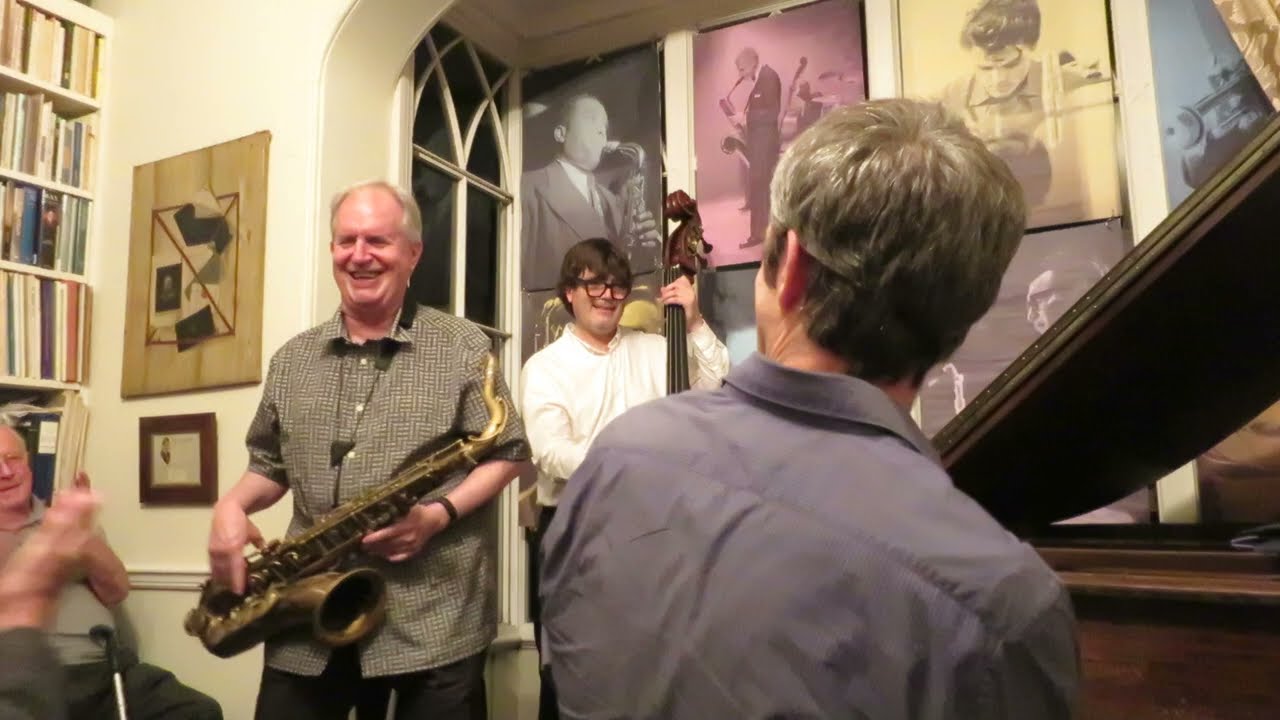 Who Can I Turn To - Scott Hamilton at Malcolm's