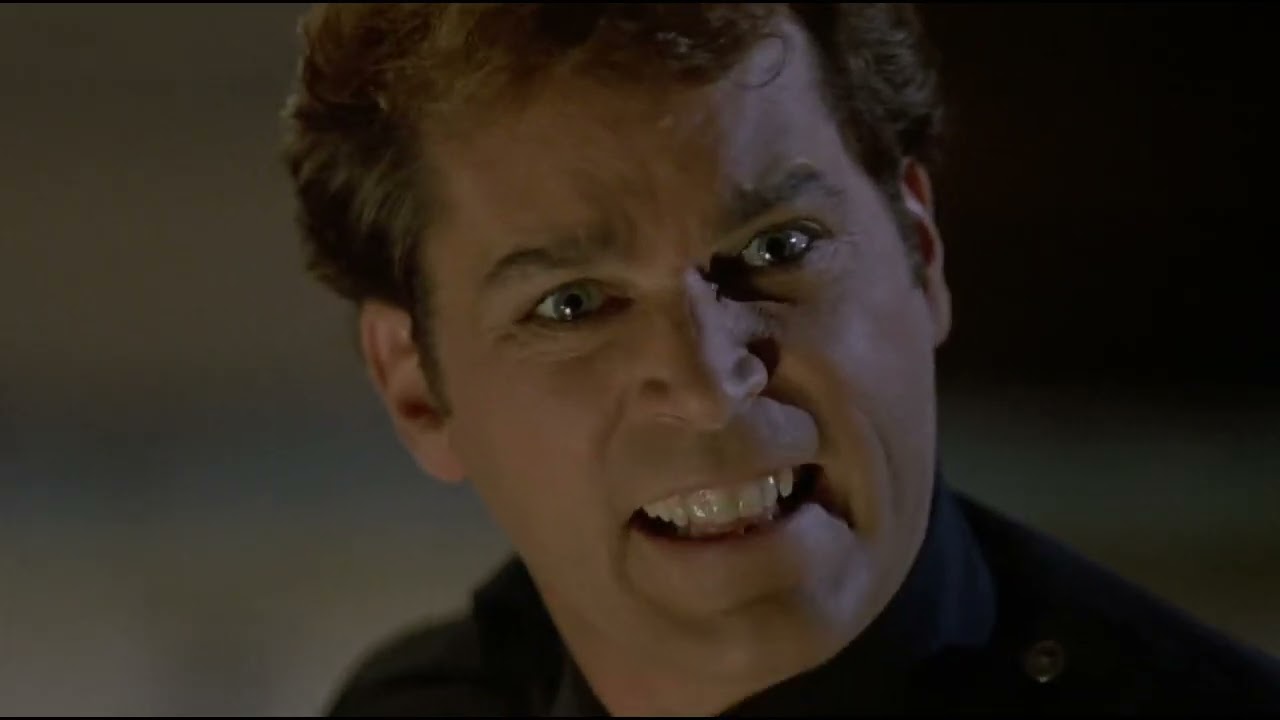 Unlawful Entry 1992 Pete catches the burglar & Beats him up scene