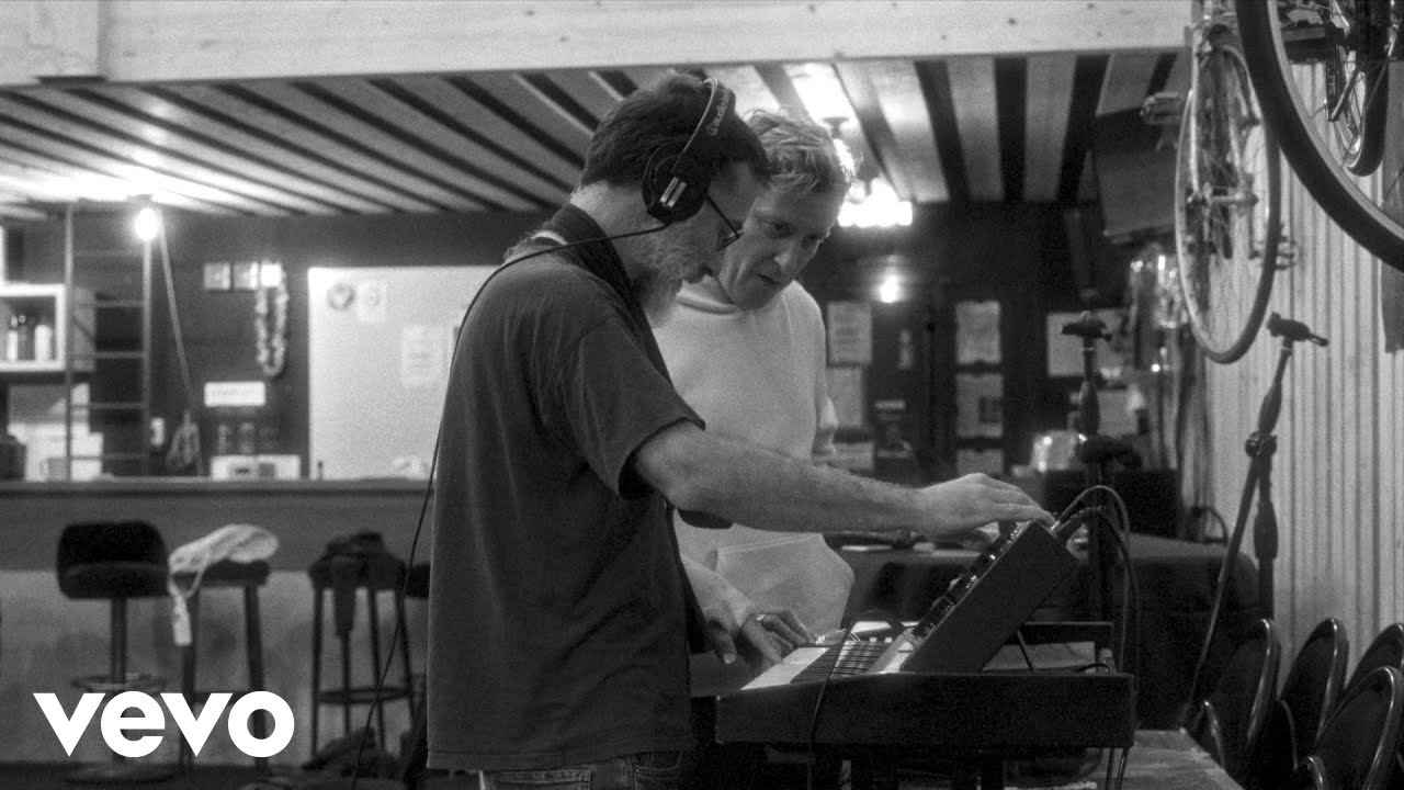 Miossec - Non non non non (Je ne suis plus saoul) - Version 04-26 (Visualizer)