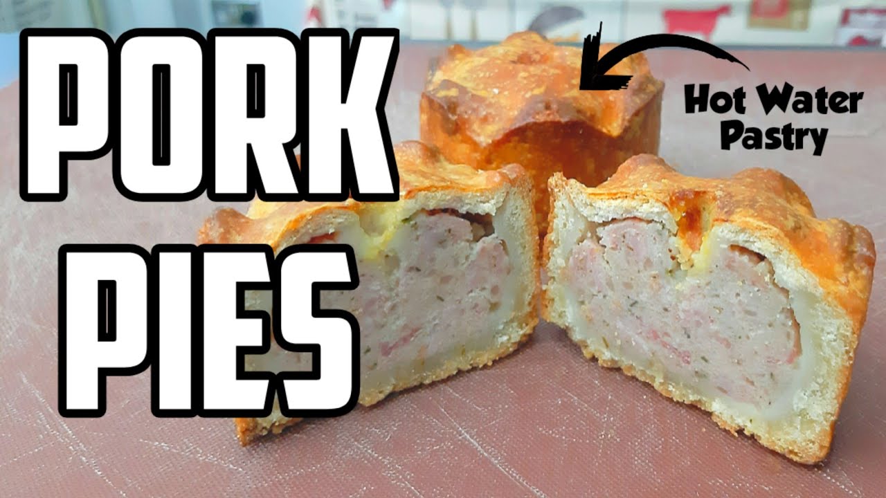 Традиционные английские пироги со свининой и тестом на горячей воде