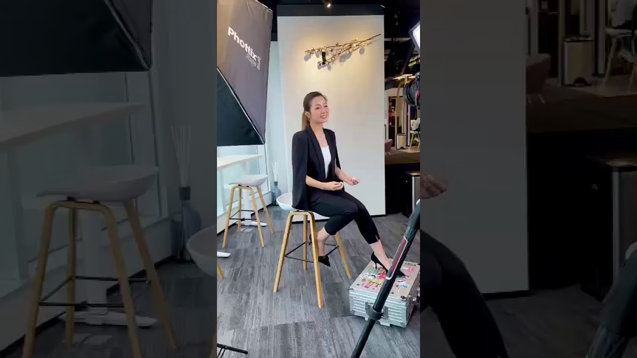 Cindy L 香港經驗英語主持人 experienced MC in Hong Kong | Divine Model Agency