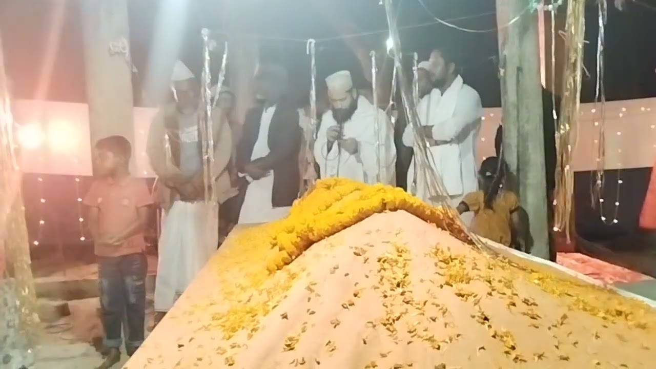 মিলাদ শরীফ ,  খোকন গাজী বাড়ি নাঙ্গলকোট কুমিল্লা ১৫,২,২৬