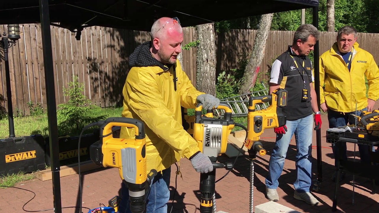 DeWALT D25951  ОТбойный молоток SDS MAX и перфоратр 12 дж В25604