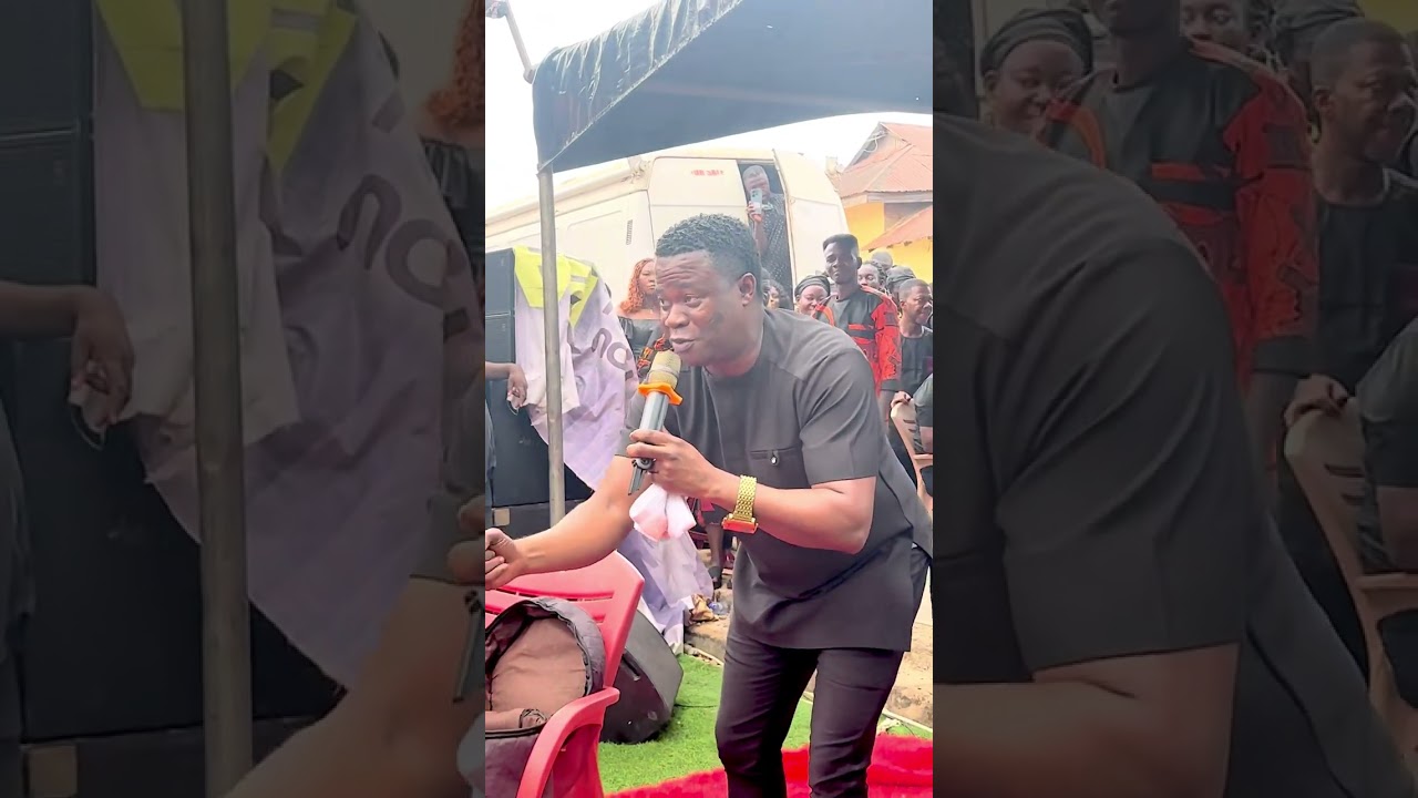 Great Ampong Performed - (I am That I am) live for the first time