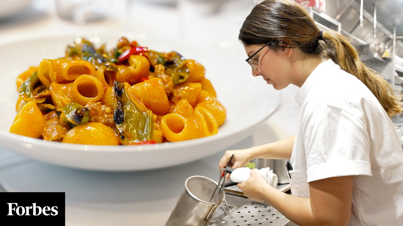 How Legendary NYC Restaurant Union Square Cafe Stays Fresh After 40 Years | Forbes All-Star Eateries
