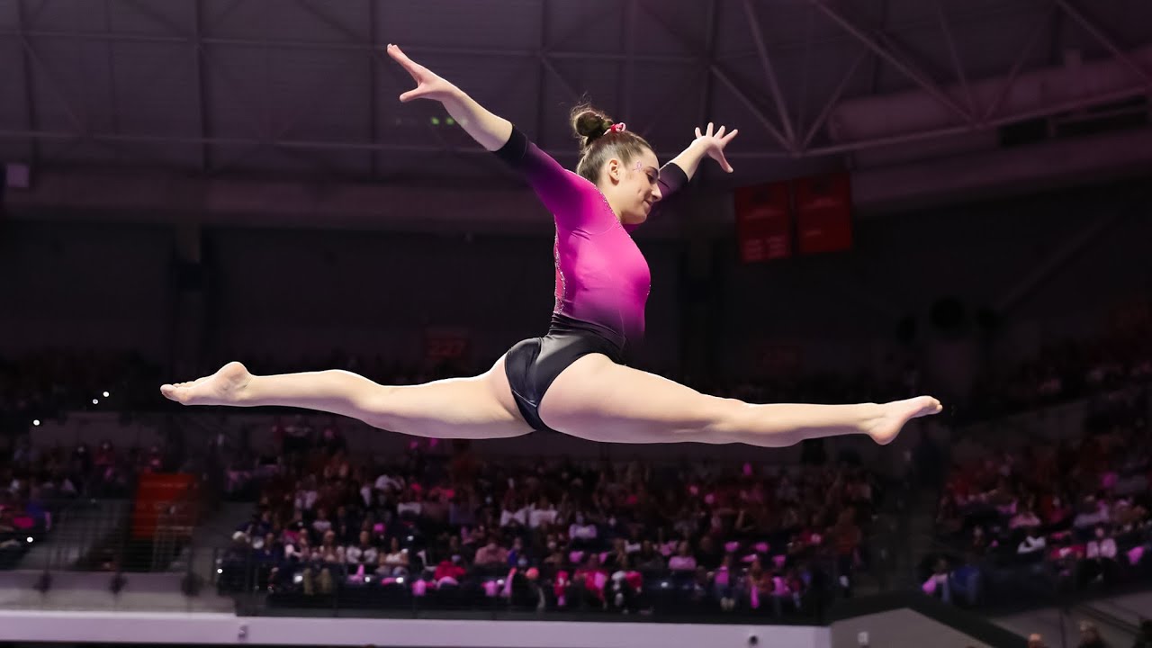 Leah Clapper (Florida) 1/28/2022 Beam vs Arkansas 9.975