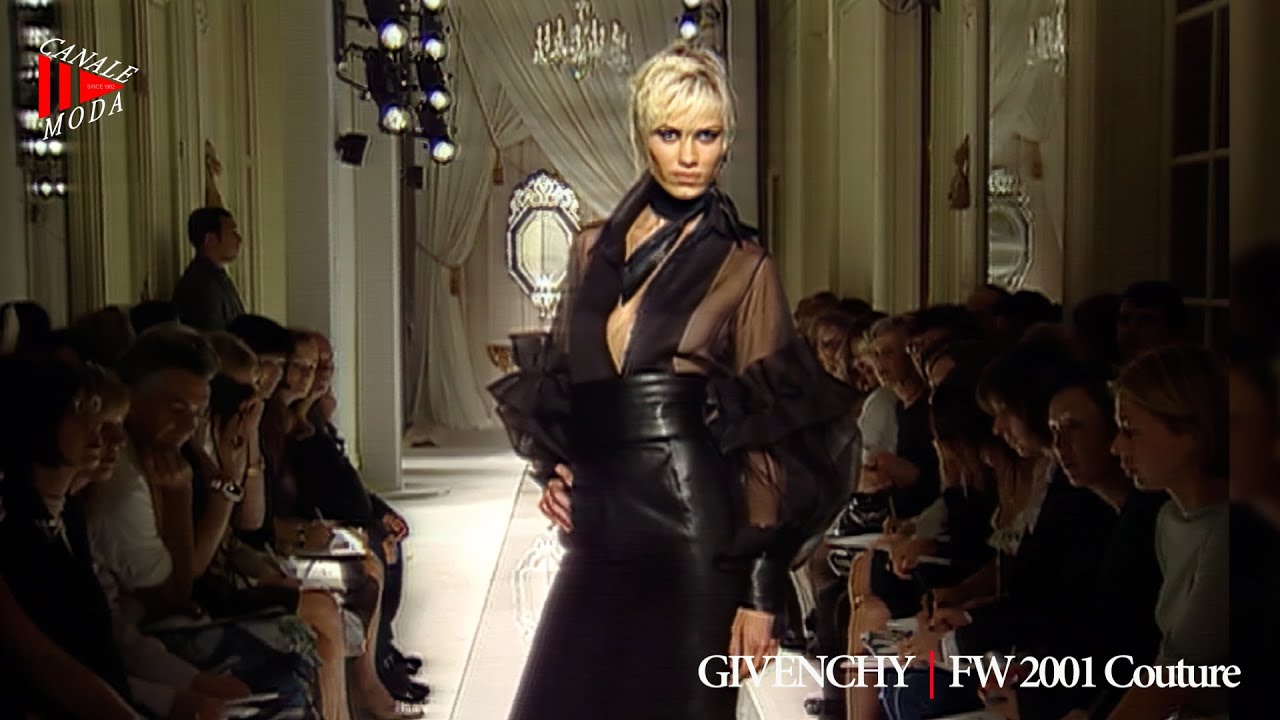 GIVENCHY Fall 2001 Haute Couture Paris - Canale Moda