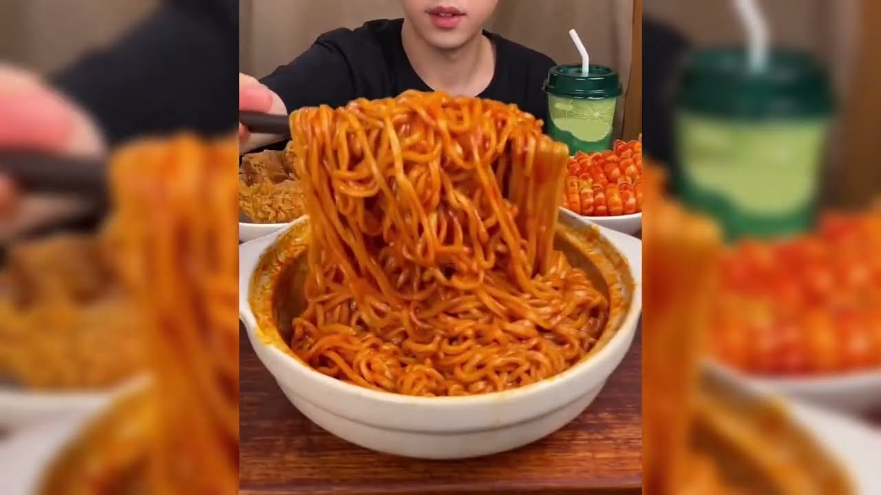 ASMR MUKBANG | 🦞 When Delicious crayfish skewers meet fried chicken and turkey noodles!