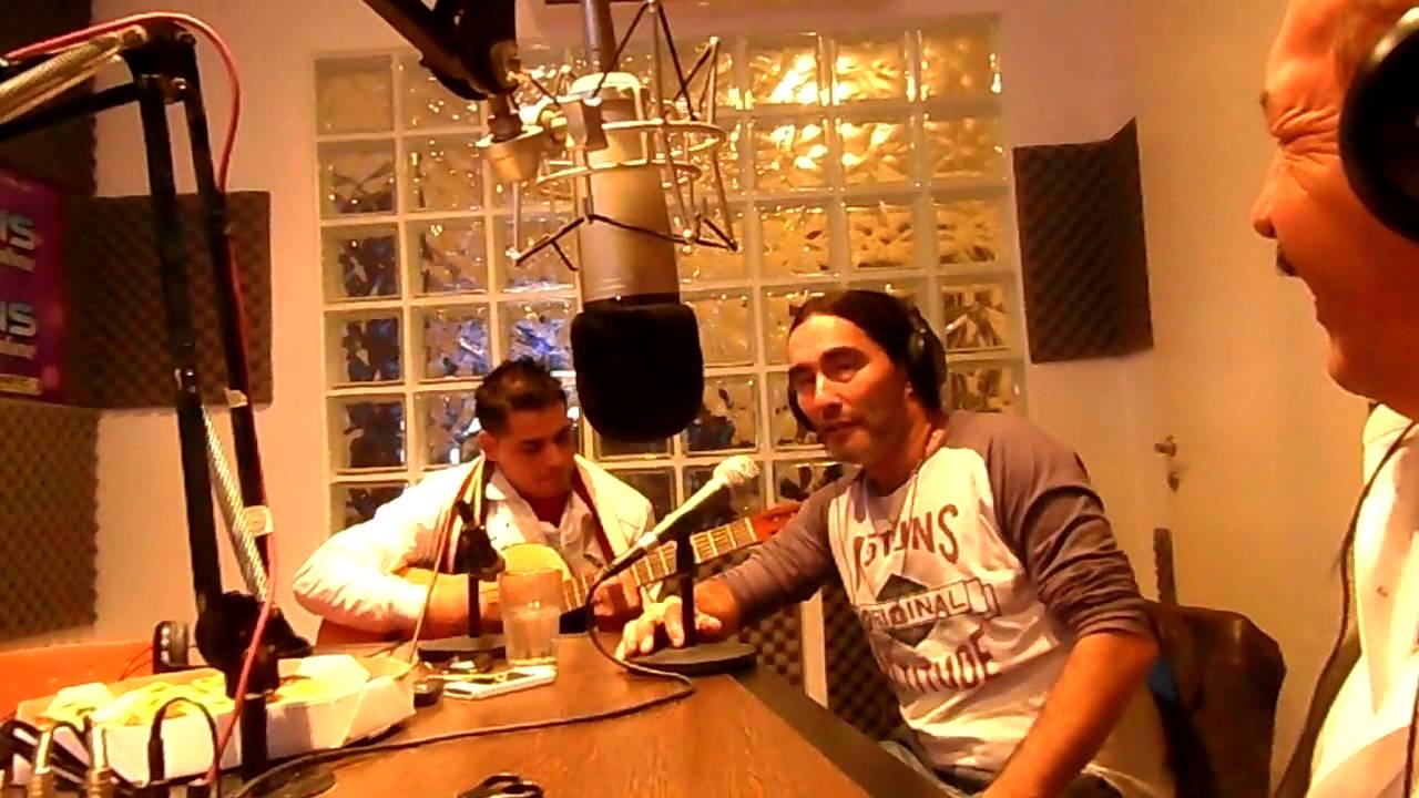 daniel agostini, antonio rios y victor ceballos...canta amame del disco 20-20