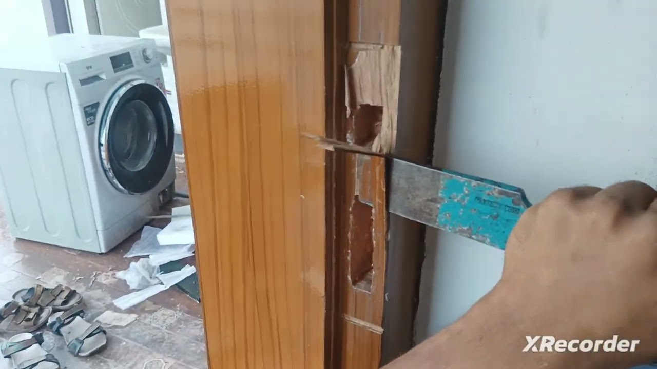 #carpenter #woodwork # handle lock fitting
