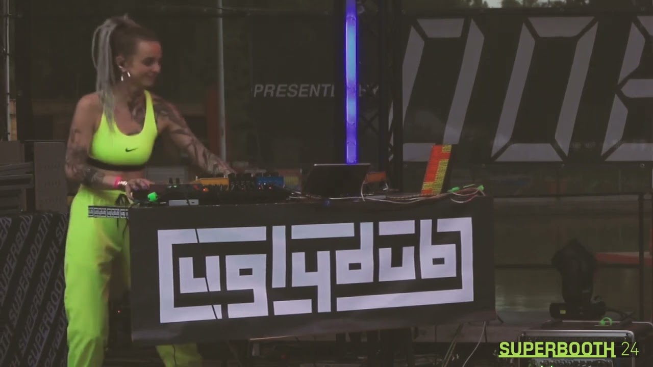 Uglydub live at SUPERBOOTH24
