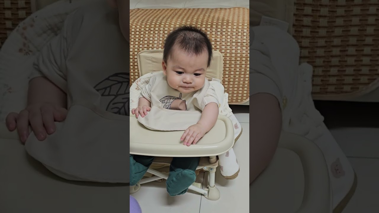 Em Pao đẹp trai nhất thế giới cằn nhằn vì cháo dầu cá hồi!!!