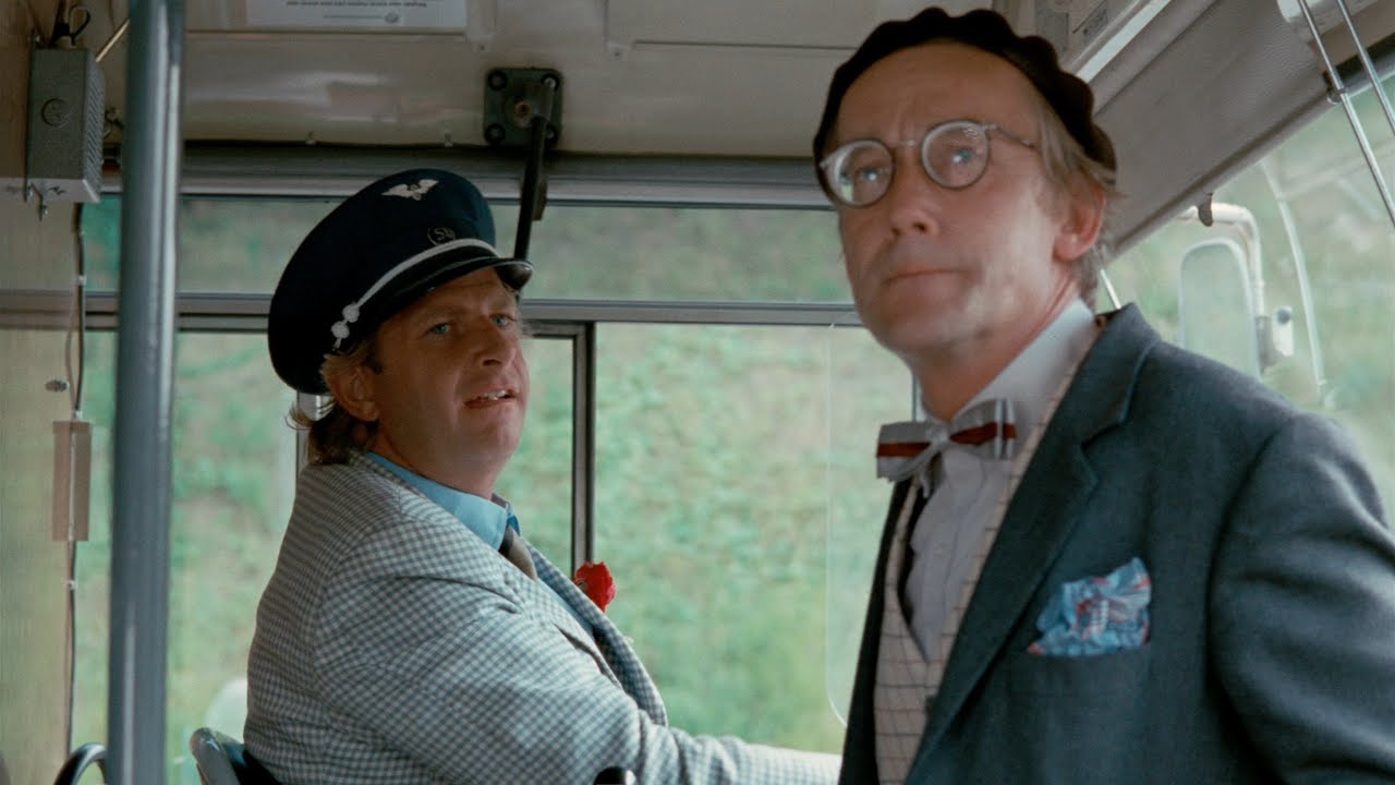 J&ouml;nssonligan: Sniglarna snackar! [4K]