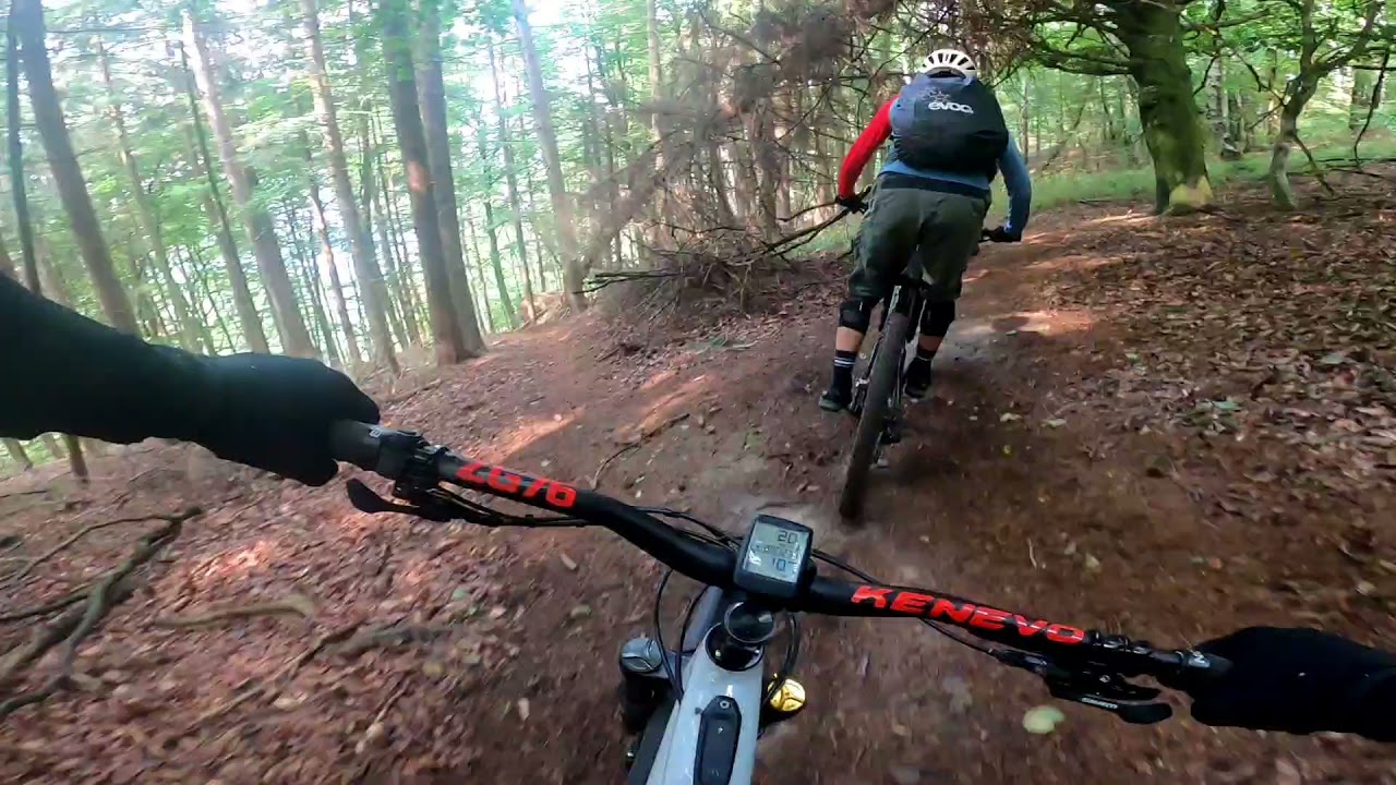 Specialized Kenevo vs YT Decoy