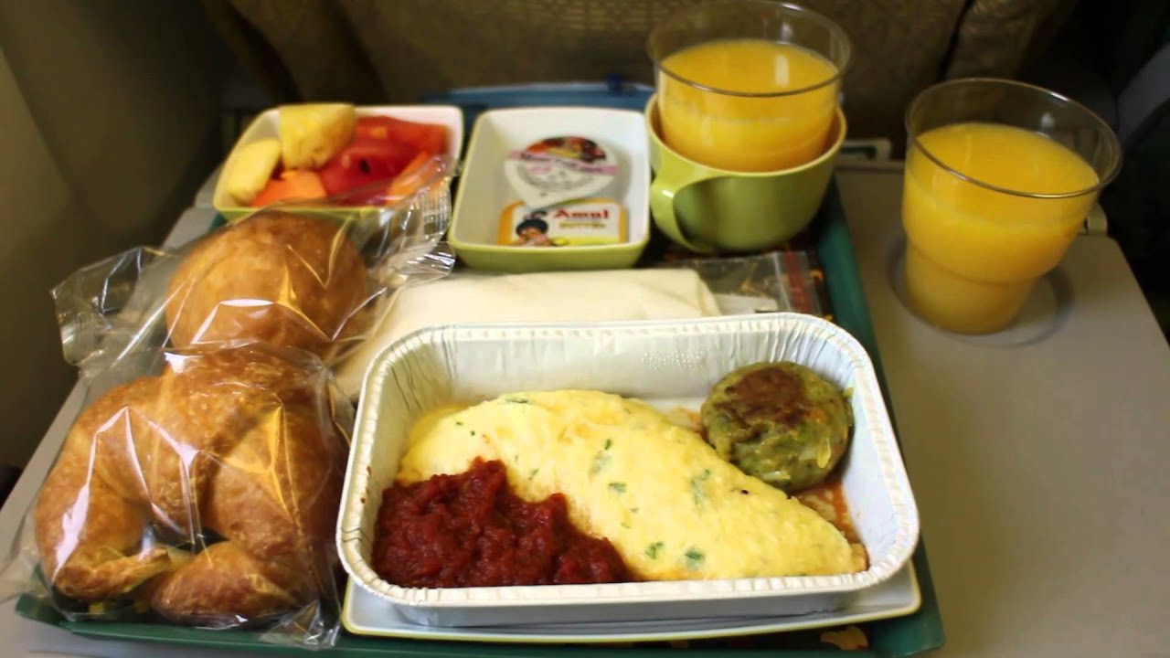 Ethiopian Airlines Flight Experience: ET611 Mumbai to Addis Ababa