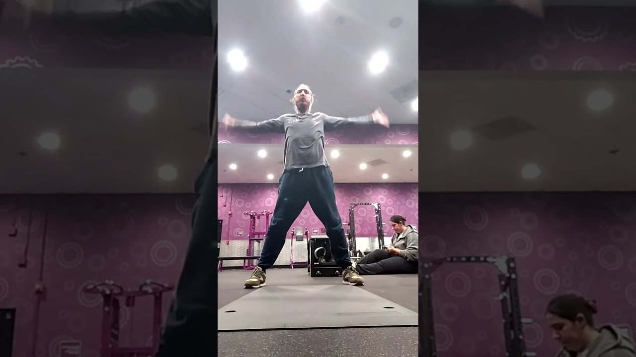 shufflenshawn is doing core workout live, join along if you can #gym #workout #live #plur