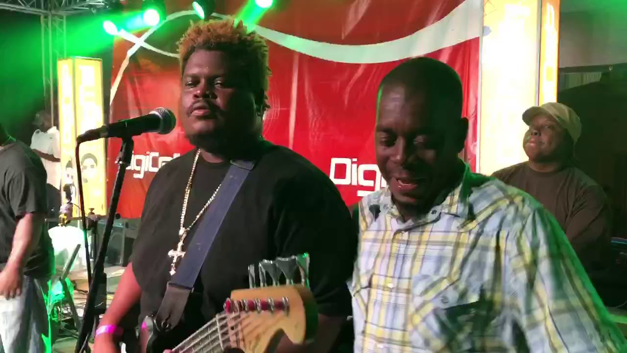 Clayton Cwills Williams live at Punta festival 2019