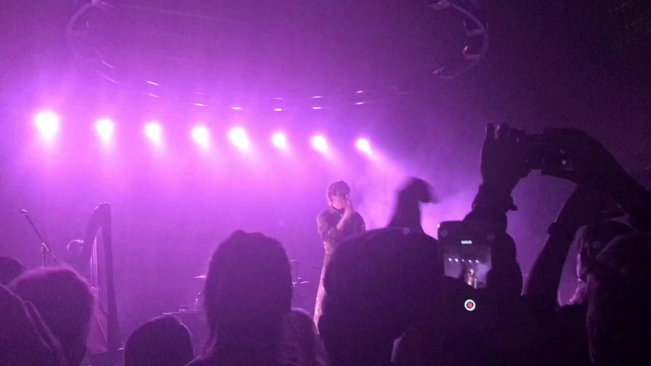 Florence + The Machine: Dog Days Are Over (Live at St John at Hackney)