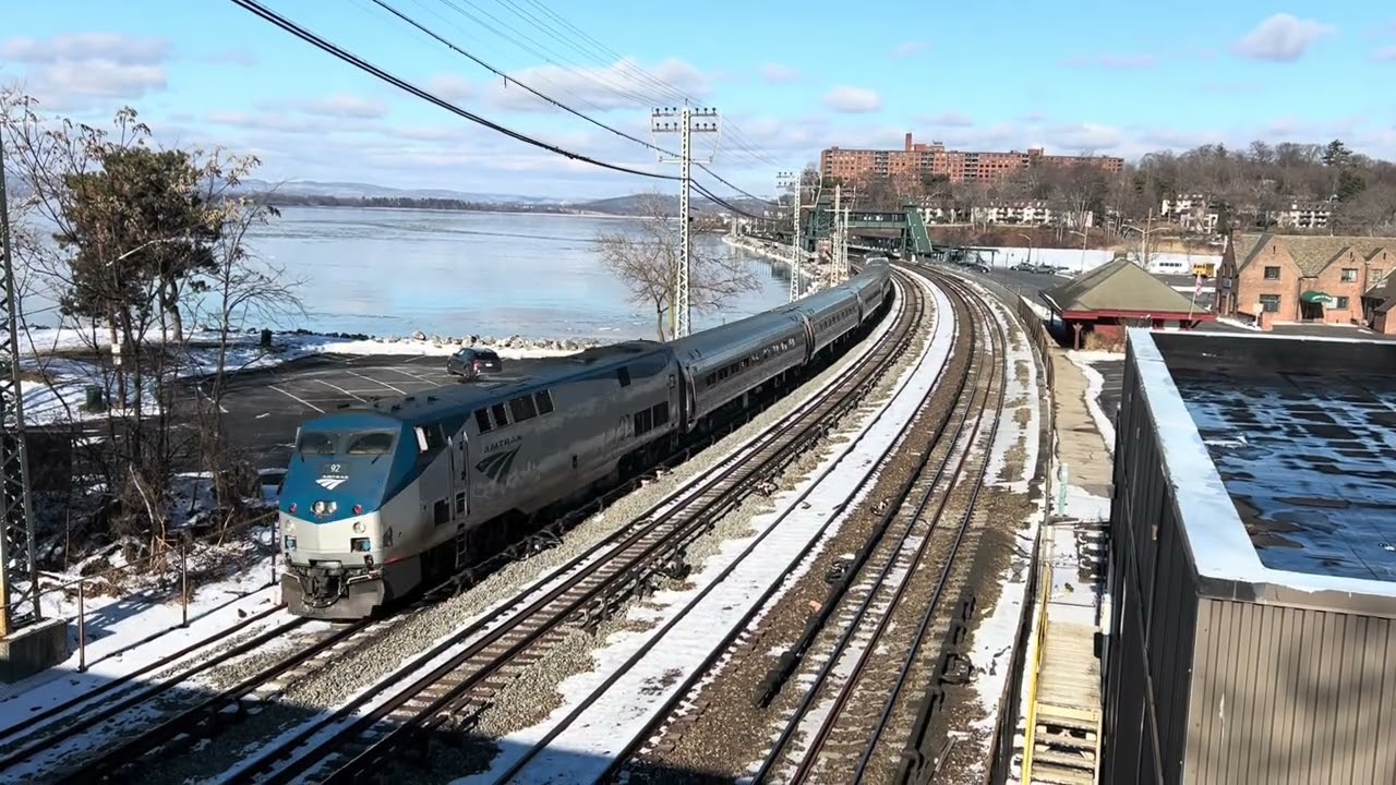 Metro North and Amtrak @ Scarborough 