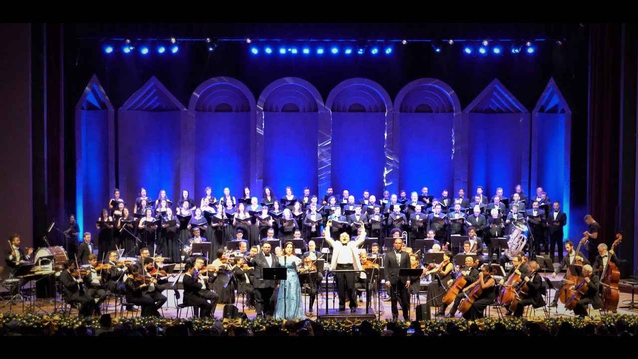Noite Feliz  Orquestra e Coro Sinfonia Brasil - Norton Morozowicz