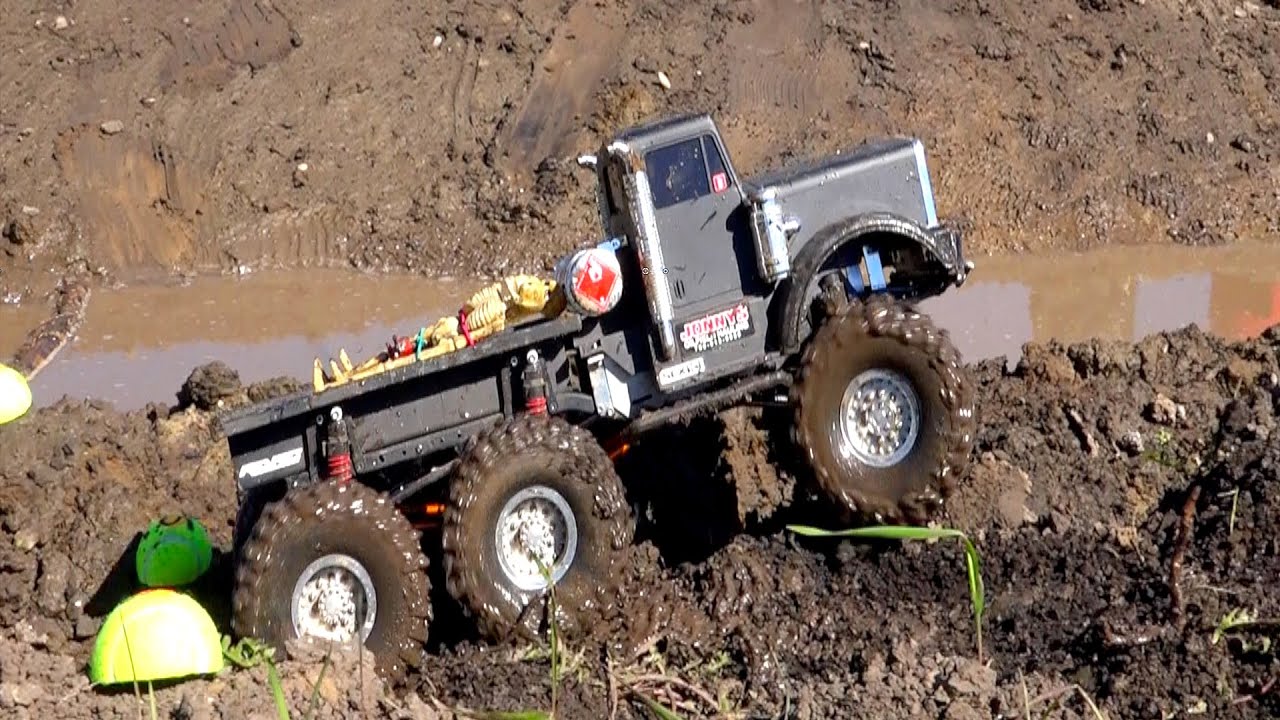 RC ADVENTURES - TTC 2015 - SWAMP RUN / TANK TRAP - Tough Truck Challenge (Event 4)