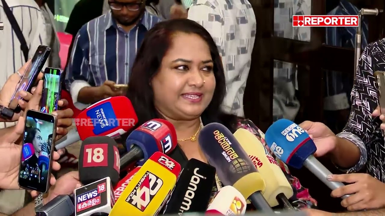 'വിവരമില്ലായ്മയ്ക്ക് മറുപടി പറയാൻ താല്പര്യമില്ലെന്ന് ലക്ഷ്മിപ്രിയക്ക് മറുപടി നൽകി' | Usha | AMMA