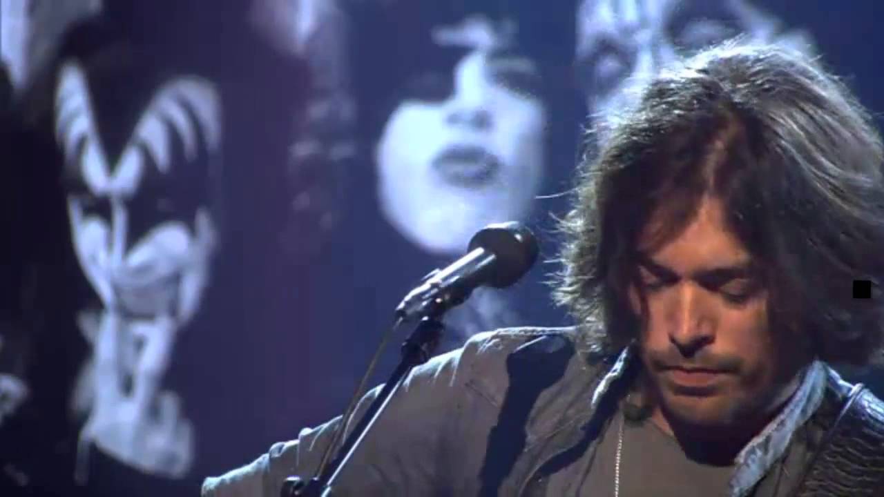 KISS - I Was Made For Loving You {Guilty Pleasures by Waylon}
