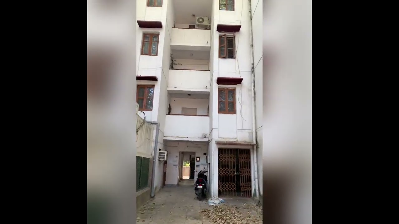 D.I.Z area block-K; sector-2; type 3 government quarters