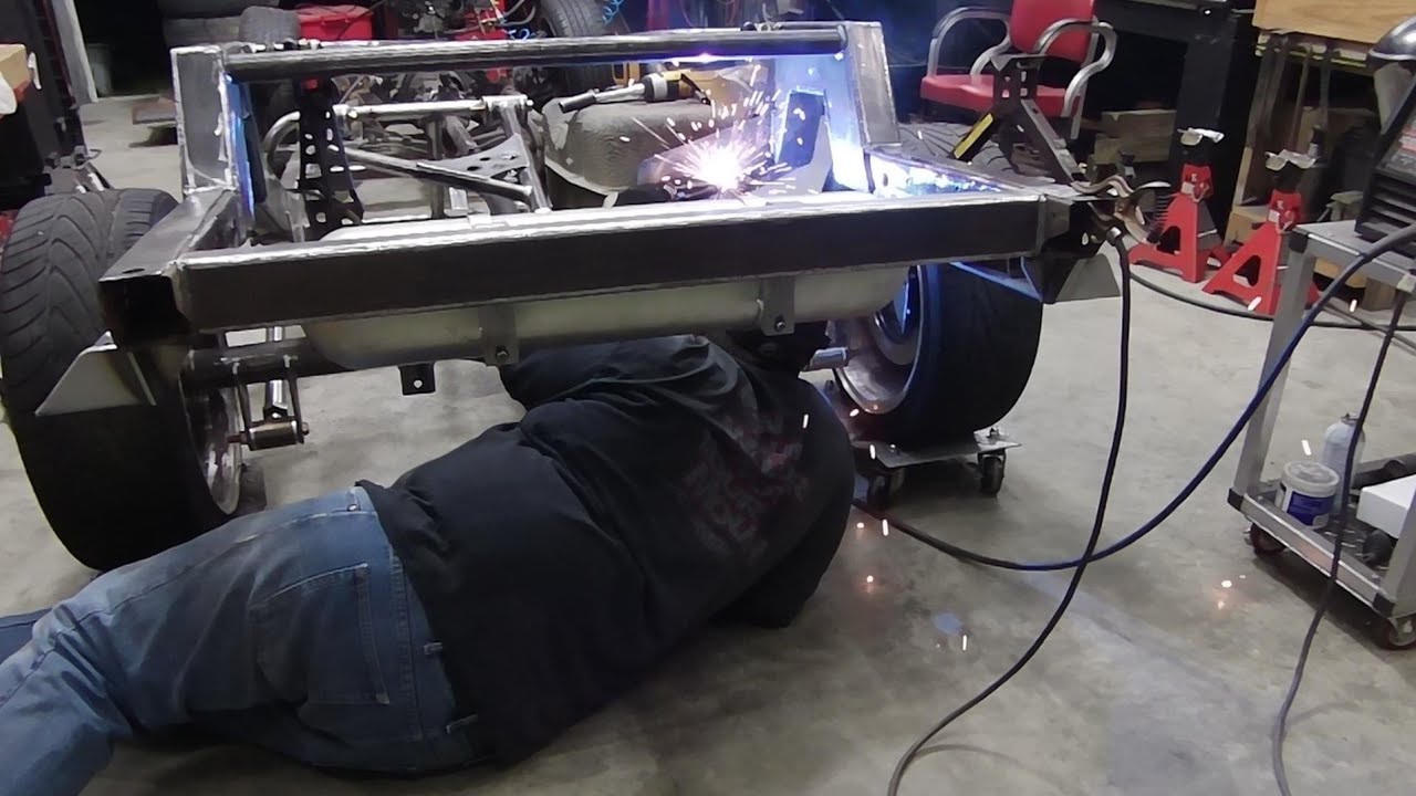 Bagged Mazda B2200 Cab Plus - Episode 6