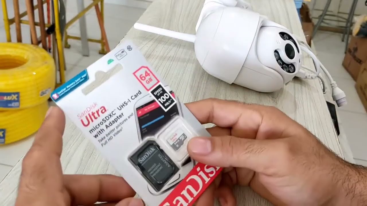 Como colocar cartão de memória em câmera Wi Fi e gravar 