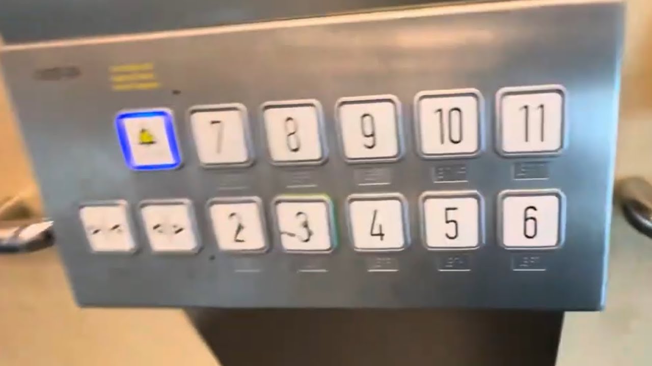 Lift tour @ Solna karolinska hospital elevator abc mod by otis traction elevators