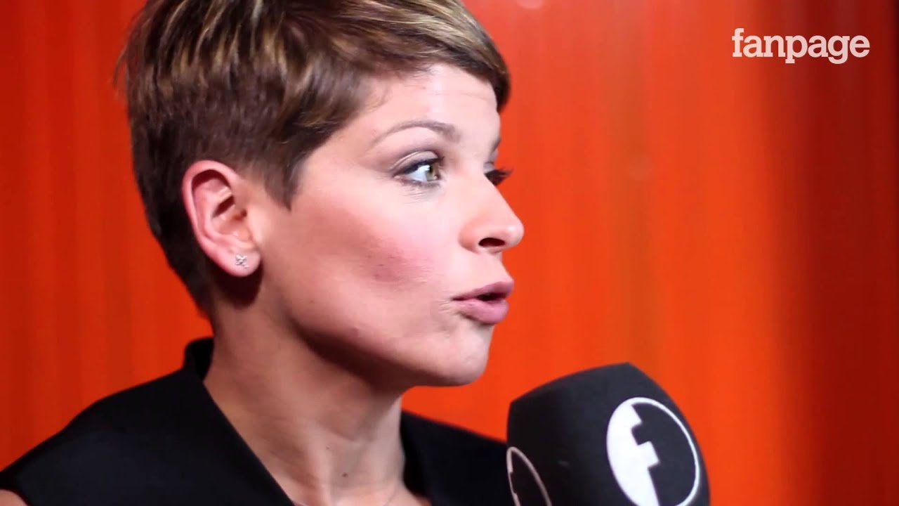 Il raduno di Alessandra Amoroso e la sua #BigFamily a Napoli: 
