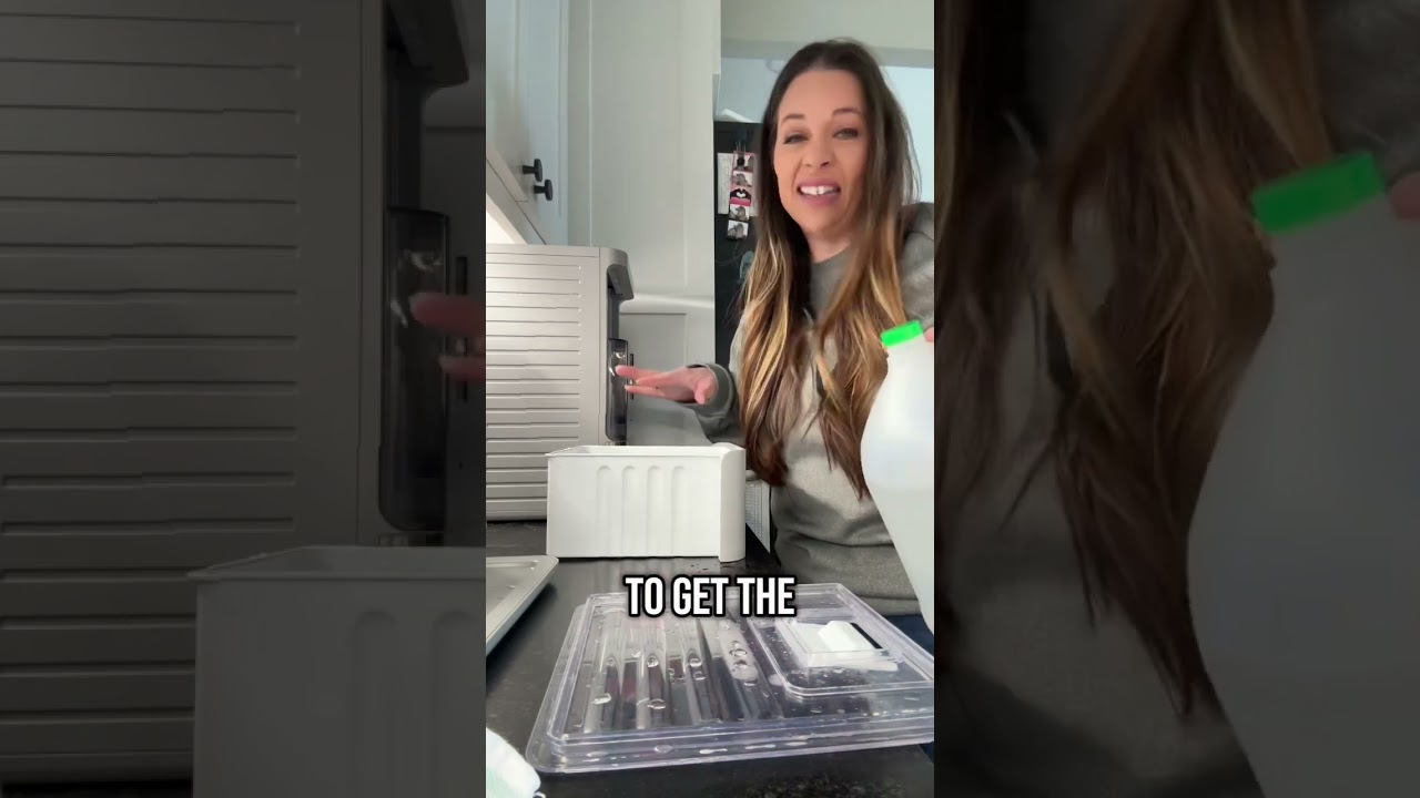 Льдогенератор Frigidaire Gallery Nugget с функцией глубокой очистки