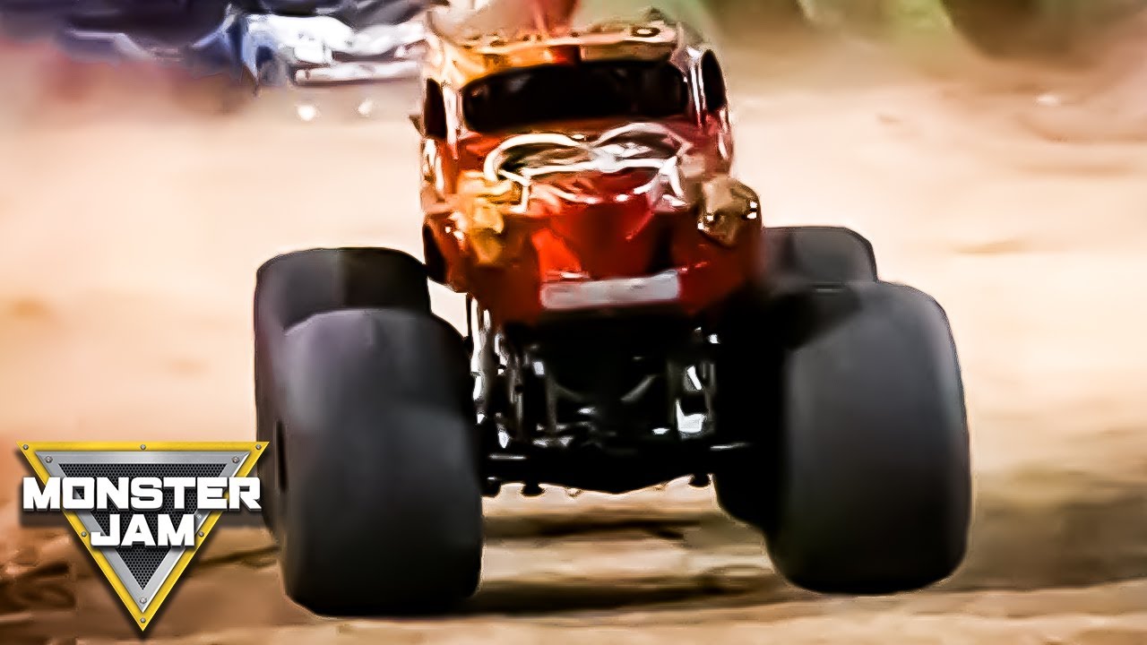 Captain's Curse Freestyle | Monster Jam World Finals IX | Monster Jam