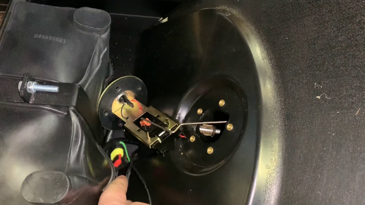 Решение проблемы с электронным датчиком указателя топлива Тайга Варяг 550v