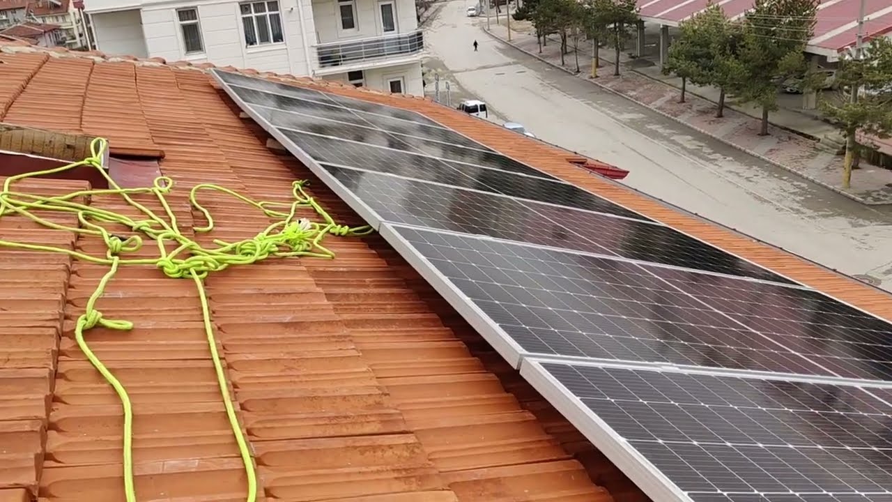 455 Watt Half-cut Güneş Paneli ile 5 Kw On-grid Öztüketim Projemiz. Gündüz Güneşten Tüketim.