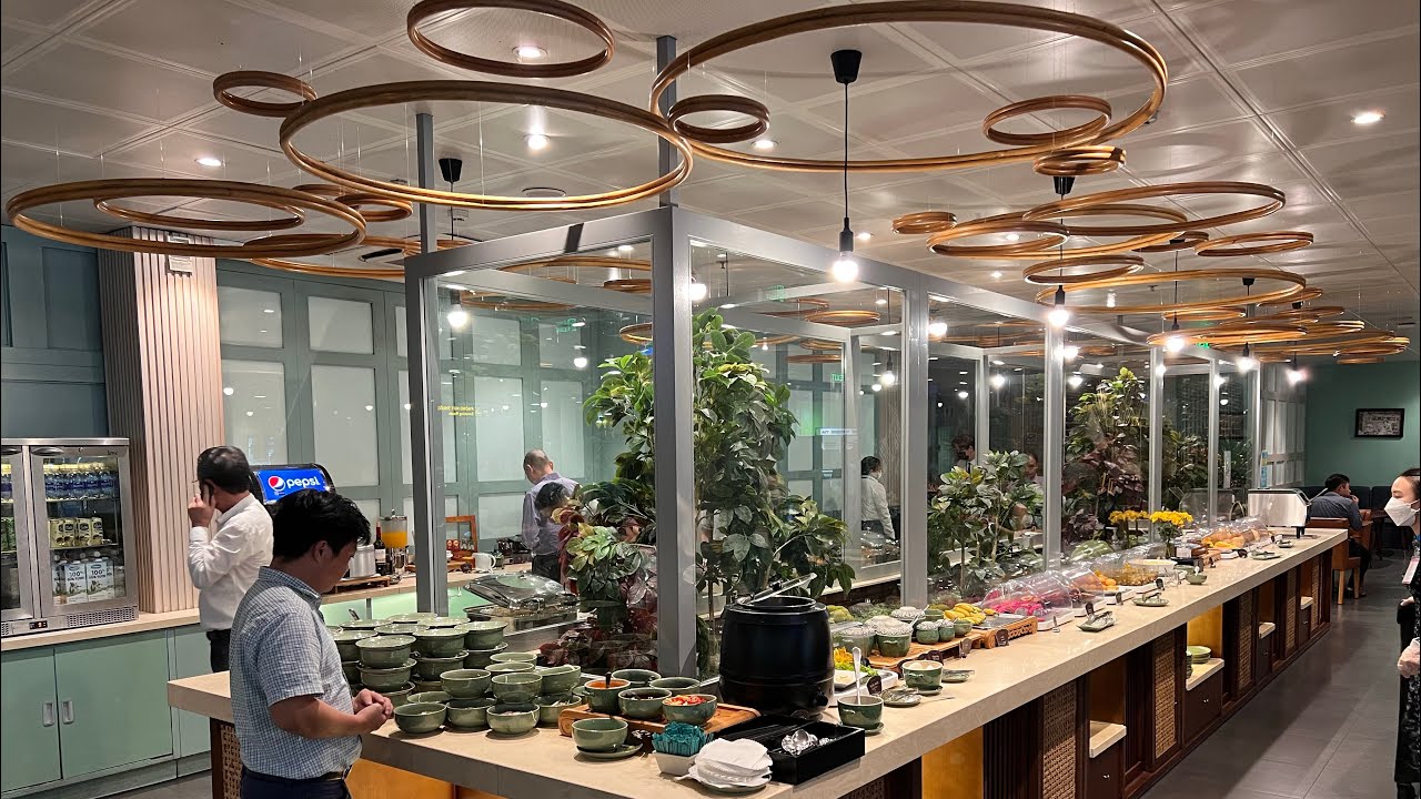 Le Saigonnais - SASCO Business Lounge in  Domestic Terminal of Tan Son Nhat (SGN) airport.