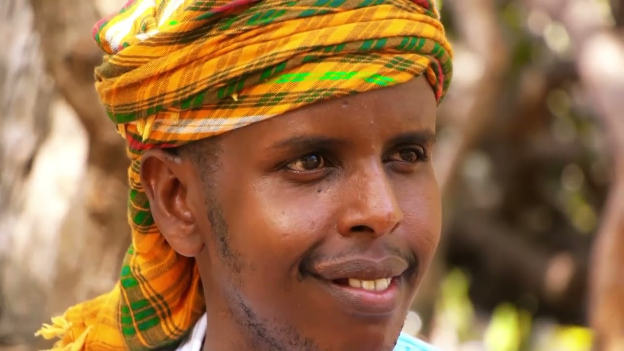 Taliyaha CXD oo gaaray Galcad ee Gobolka Galgaduud ayaa booqday fariisimaha ciidanka ee Galcad.