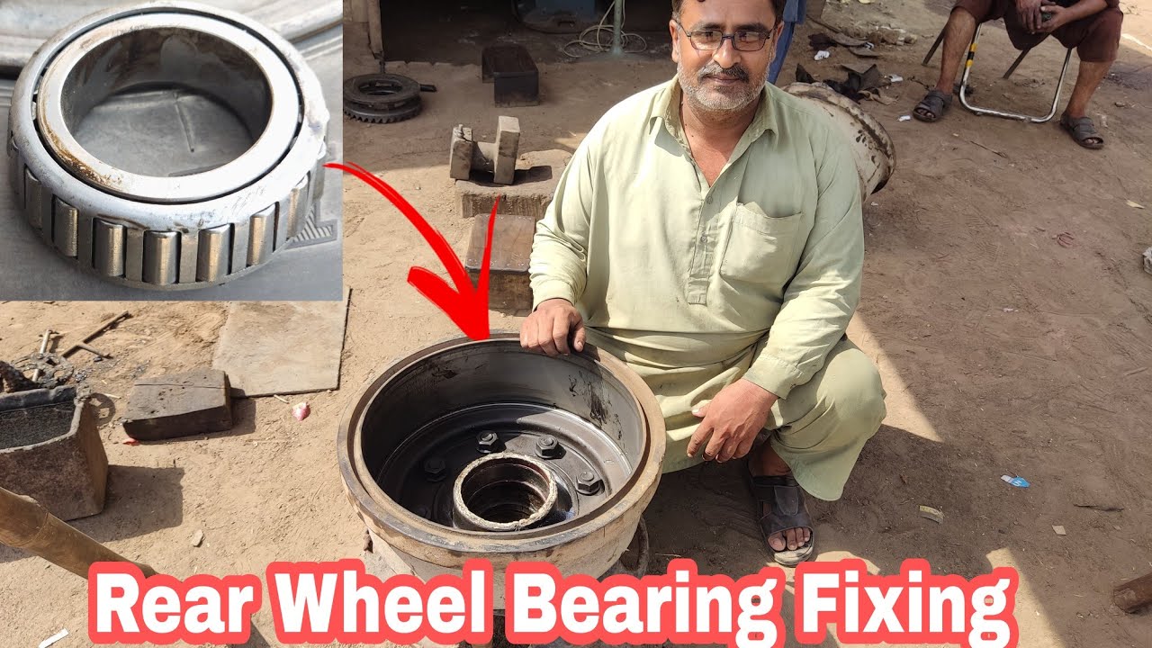 Truck Rear Wheel Hub  Bearing Fixing in local Truck Workshop