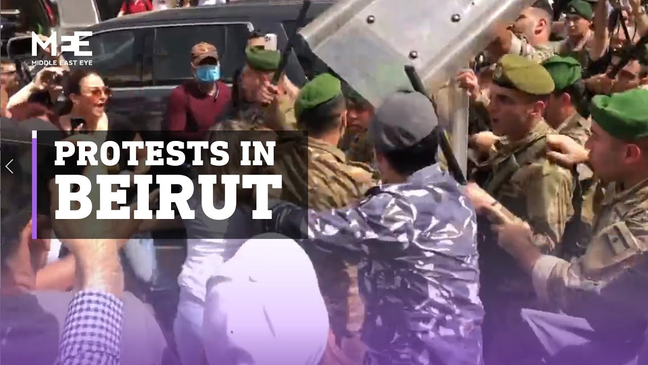 Lebanon erupts in protest over &lsquo;capital controls&rsquo; law